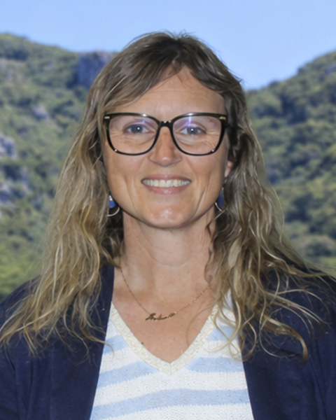 Mélinda Bornia Mélinda Bornia