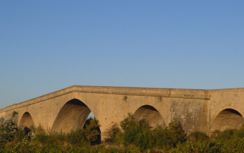 Le pont des Etats du Languedoc ou pont d'Orbieu Le pont des Etats du Languedoc ou pont d'Orbieu