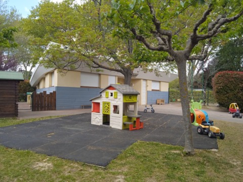 Crèche Associative Les Cigalous Crèche Associative Les Cigalous
